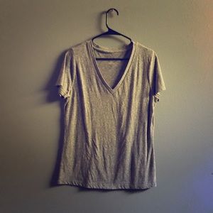 Mossimo Heathered Gray V-Neck T-Shirt